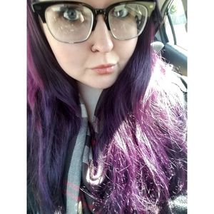 Meet your Posher, Carlie